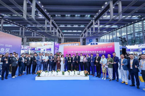 百大跨境賣家表彰盛典閃耀鵬城，梵想科技榮膺“卓越者·破浪之帆”大獎